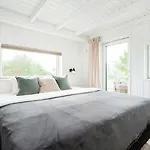 Seaside With Ocean View And Sunny Terrace بيت للعطل *