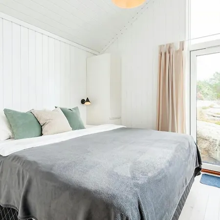בית נופש Seaside With Ocean View And Sunny Terrace Søgne