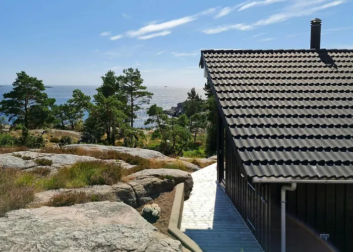 Semesterbostad Seaside With Ocean View And Sunny Terrace
